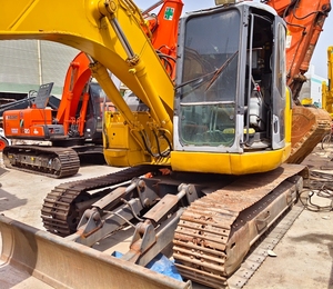 Gran oferta de excavadoras sobre orugas Komatsu PC128US de segunda mano en Japón con excelentes condiciones de trabajo, piezas de motor de núcleo de alta calidad - Product Image 2