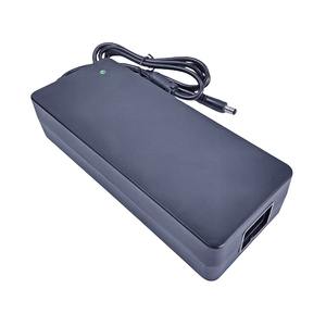 Cargador portátil 21S 63V 67,2 V 240W Cargador inteligente DC 75,6 V/76,65 V 3a para scooters eléctricos Paquete de batería LiFePO4 - Product Image 2