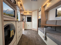 XISHUNLONG Camping-car de luxe 4x4 tout-terrain |   Camping-car d'expédition pour l'aventure en plein air |   Remorque légère à châssis AL-KO