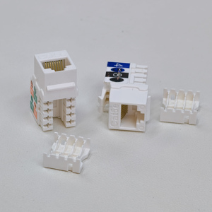Precio de Fabricante, Conector Modular CAT5E RJ45 de 90 Grados, Cable de Red UTP, Keystone Jack - Product Image 1