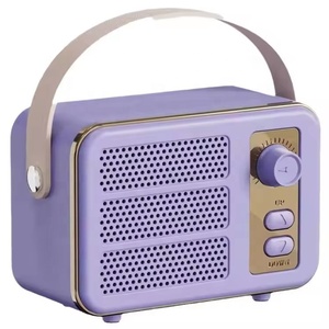 Altavoz Bluetooth Portátil Retro <span class=keywords><strong>K3</strong></span> con Luces LED RGB, Mini Altavoz Inalámbrico con Batería, Subwoofer Estéreo para Fiestas al Aire Libre, Música para el Hogar - Product Image 1