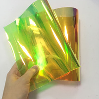 Film plastique transparent irisé brillant en PVC, film PVC chinois, film holographique pour décoration et artisanat