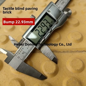 <span class=keywords><strong>Brique</strong></span> de guidage pour aveugles Duonik en PVC 8 mm, couleur personnalisée, imperméable et résistante à l'humidité, antidérapante, pour passage piétonnier - Product Image 6