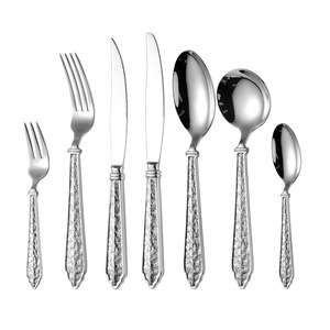 Juego de Cubiertos de Acero Inoxidable 304, Estilo Retro de Lujo Ligero, Tenedor, Cuchara y Cuchillo para Filete, Aperitivo y Platos Principales - Product Image 2