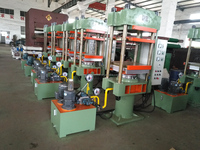 Machine automatique de fabrication de balles de tennis pour balles de tennis Machine de vulcanisation du caoutchouc Presse hydraulique en caoutchouc pour balles de tennis