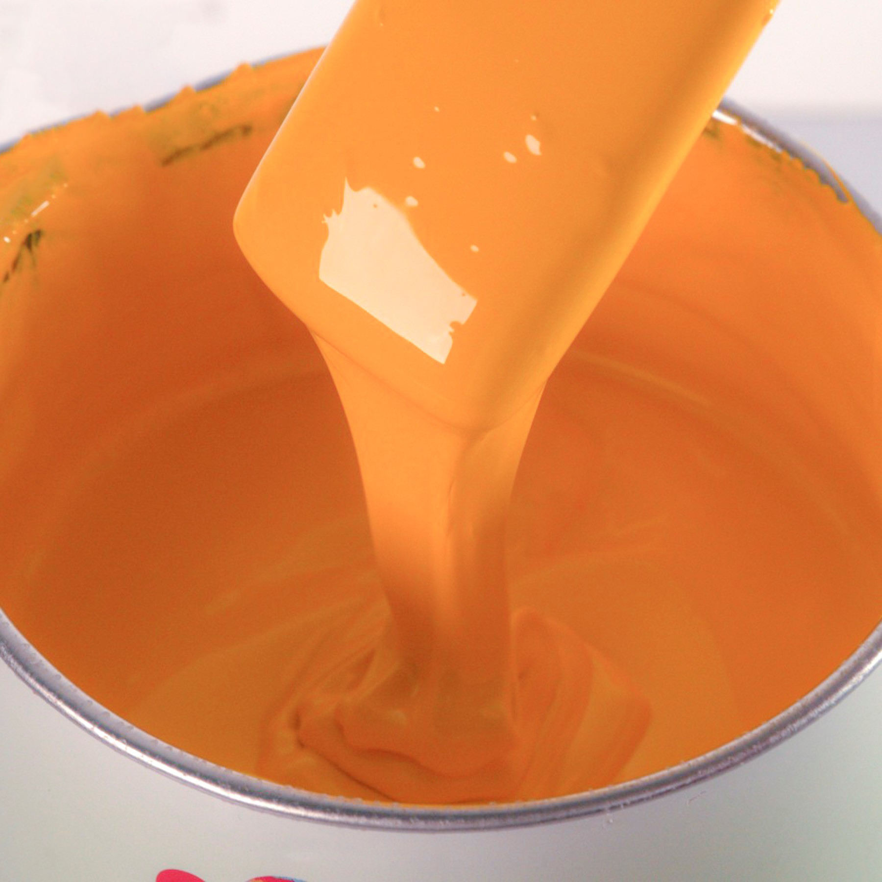 สีเหลือง