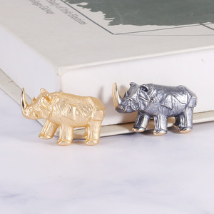 Broche de Rinoceronte Exquisito de Alta Qualidade Europeu e Americano, Versátil e Simples, para Colar de Terno, Brinquedos Exquisitos para Crianças - Product Image 1
