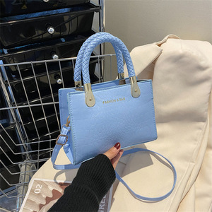 Trendy Korean Retro Style Women's Small <b>Square</b> Bag Casual Handbag With Single Shoulder Crossbody Polyester - Product Image 4