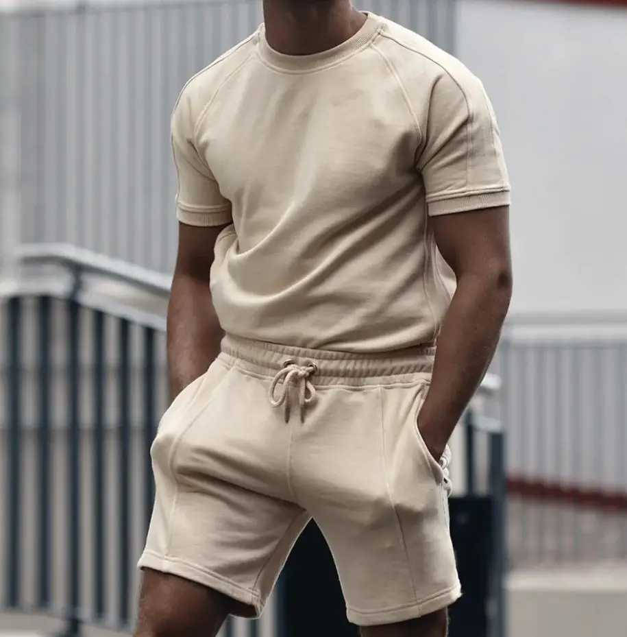 Tenues décontractées deux pièces hommes ensemble Streetwear été personnalisé pantalons Cortos De Verano sport hommes survêtement t-shirt Shorts ensemble