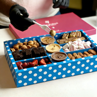 Boîte à gâteaux, boîte à biscuits, boîte à desserts, boîte à desserts personnalisée, plateau en papier, boîte à trempette, boîte de traiteur, boîte de fête