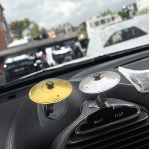 Venta caliente Air Vent Car Collision Cymbal <span class=keywords><strong>Novela</strong></span> Interior Regalo Decoración colgante para propietarios de automóviles Favores de fiesta - Product Image 6