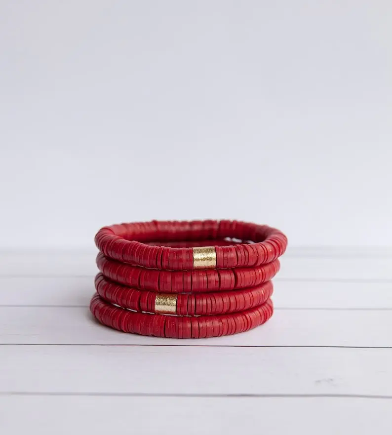 Offre Spéciale personnalisé 4Mm 6Mm 8Mm rouge foncé polymère argile disque Bracelet extensible or perlé Bracelet pour femmes hommes mariage fête bijoux
