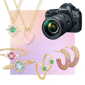 Moda Luxo Luz Jóias Diamante e Pérola Brincos 14K Serviço De Fotografia Para Jóias Fotografia Fundo Branco