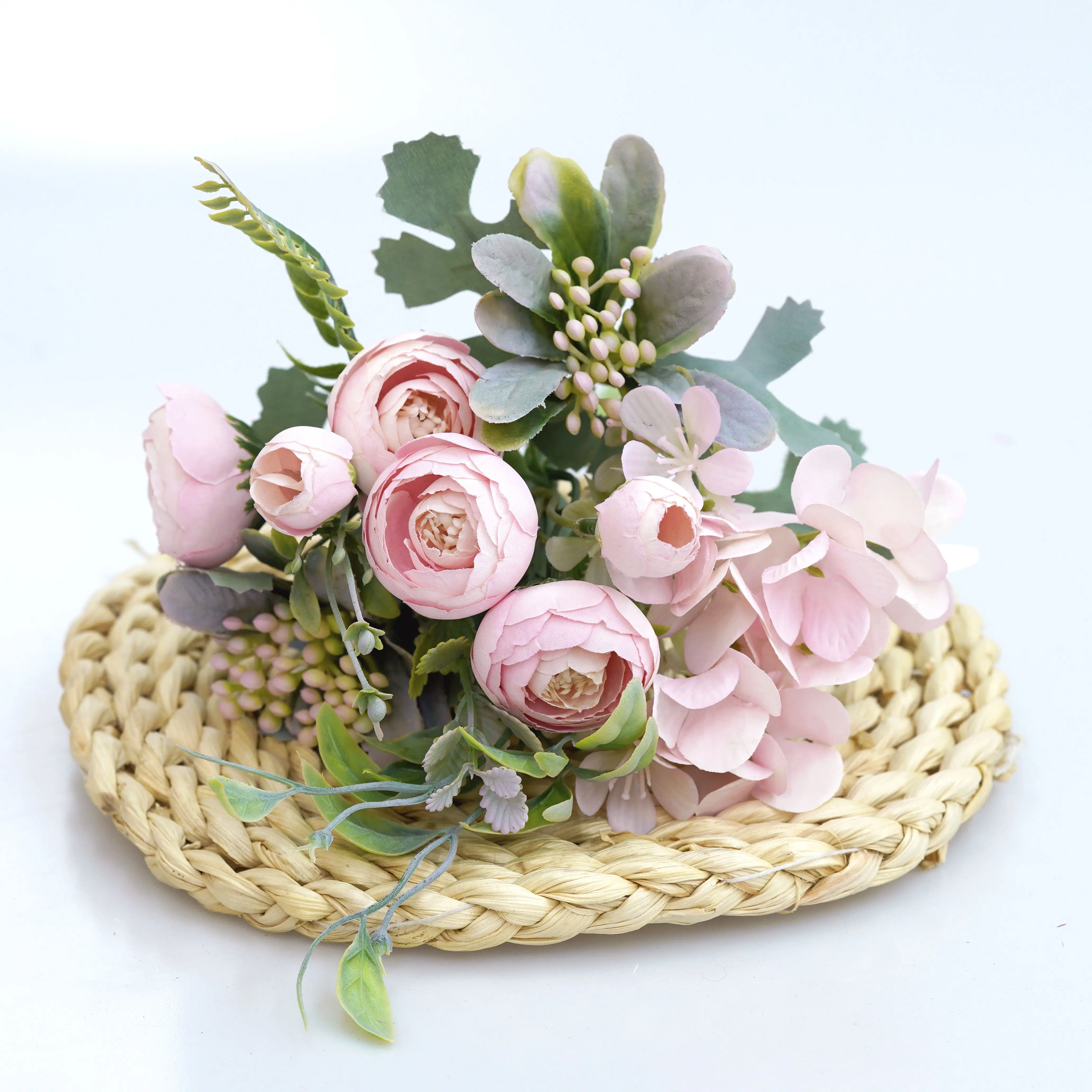 YIWAN wholesale artificial Hydrangea Camellia bud artificial flowers silk rose for home Wedding Decoration hotel outdoor