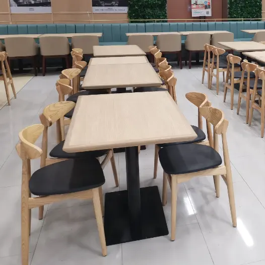 Moderne Commerciële Meubels Houten Tafels En Stoelen Dineren Set Voor Restaurant