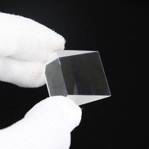 Chất Lượng Cao 20*20*20Mm Quang Học Right-Angle <span class=keywords><strong>Prism</strong></span> Bk7/<span class=keywords><strong>K9</strong></span> Glass Hợp Nhất Silica Tam Giác Lăng Kính Cho Các Thiết Bị Quang Học - Product Image 2