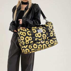Hot Selling Sun Flower Printed Duffle Bag Set 2pcs Luggage <b>Storage</b> Bags Outdoor Sports Travel Bag for Women - Product Image 6