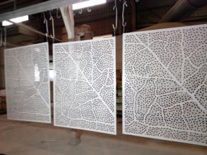 แผ่นอลูมิเนียมแบบกำหนดเอง แผ่นอลูมิเนียมเจาะรูด้วยเลเซอร์ สำหรับงานตกแต่งอาคาร วัสดุก่อสร้าง รั้ว และผนัง - Product Image 3