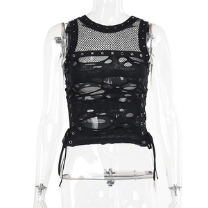Top a Canotta Gotico Punk da Donna Nero con Tessuto Dobby in Poliestere Spandex e Occhielli Metallici per Club, Festival e Streetwear - Product Image 6