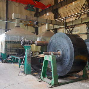 DONGFENG BW1400mm Kumaş Özlü Güçlendirilmiş Kauçuk Konveyör Bant EP100-500 10-24 Mpa Çekme Dayanımı Çiftlik Madencilik Endüstrisi için - Product Image 4