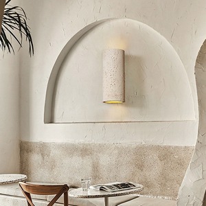 โคมไฟติดผนังสไตล์นอร์ดิกมินิมอลแบบวาบิซาบิ สำหรับห้องนั่งเล่น ห้องนอน และทางเดิน โคมไฟข้างเตียง - Product Image 1