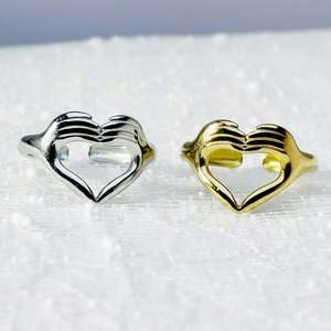 Nouvelle bague en acier au titane hommes et femmes noyau de stylo niche en forme d'amour Simple ouvert en acier inoxydable titane acier plaqué or bague - Product Image 2