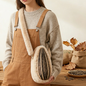Sac bandoulière BCD 01 Hiver personnalisé créatif motif graines de <span class=keywords><strong>tournesol</strong></span> géantes, sac messager en peluche doux et amusant pour fille, idéal au quotidien - Product Image 1