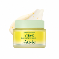 Crème Visage en Capsules OEM ODM aux Herbes Naturelles, Vitramine C, Acide Kojique, Éclaircissante, Anti-Taches Brunes, Blanchissante