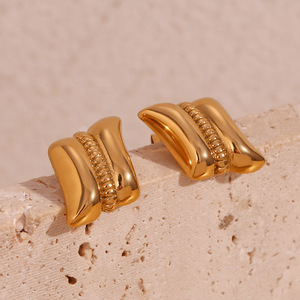 Joyería chapada en oro de 18K, pendiente de tuerca geométrico, pendientes de <span class=keywords><strong>Bottega</strong></span>, pendientes texturizados para niñas, joyería impermeable de acero inoxidable - Product Image 4