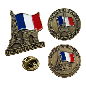 Pin de Esmalte Duro Personalizado de la Torre Eiffel, Souvenir de <span class=keywords><strong>París</strong></span>, Pin de Solapa de Esmalte Suave con la Bandera Francesa, Insignia Metálica Conmemorativa del Día Nacional - Product Image 1