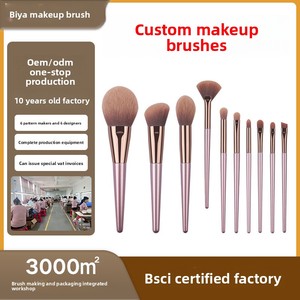 Pinceaux de maquillage violets personnalisés, ensemble complet de 10 pièces, manche en bois, poils synthétiques, utilisation professionnelle pour le visage, poudre, yeux - Product Image 3