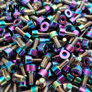 De titanio DIN912 M4 * 8 PVD color Arco Iris pernos de titanio - Product Image 4