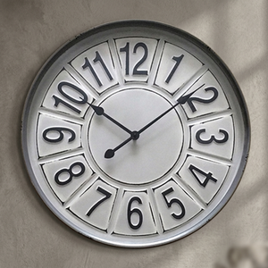 Horloge murale promotionnelle rustique vintage en fer, affichage à quartz simple face, aiguilles, style nature morte, antique, pour salon - Product Image 2