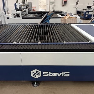 เครื่องตัดแผ่นโลหะ CNC แบบ6KW ตารางเดี่ยวเครื่องตัดเลเซอร์แบบแผ่นอลูมิเนียม3015เครื่องตัดเลเซอร์แบบอัตโนมัติ - Product Image 3