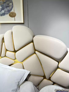 Divano <span class=keywords><strong>Letto</strong></span> Moderno Italiano con Struttura in Legno Massello e Testiera Larga per Camera da <span class=keywords><strong>Letto</strong></span> Principale di Ville e Hotel di Lusso - Product Image 5