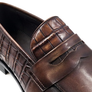 Chaussures habillées de luxe pour hommes, en cuir italien de haute qualité, faites à la main, avec motif animal en relief, design unique, durables, confortables, style Oxford, à enfiler. - Product Image 5
