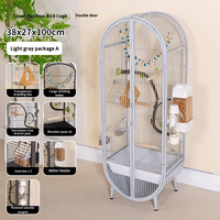 Grande cage à oiseaux en métal au design classique et épuré, style villa, transparente et respirante, avec fermeture à bouton pour l'élevage des perroquets