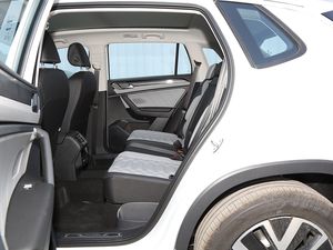 VM Tharu 2025 新款 <span class=keywords><strong>Edge</strong></span> 300TSI 高配版 1.5-2.0L 涡轮自动 SUV 带全景天窗 R17 左侧摄像头 - Product Image 6