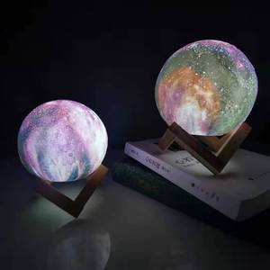 Visualizza l'<span class=keywords><strong>immagine</strong></span> più grande aggiungi al confronto condividi Kanlong 3D Moon Lamp 16 colori Moon Touch Light LED Night Light con telecomando F - Product Image 3