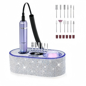 Ponceuse à <span class=keywords><strong>ongles</strong></span> électrique de type stylo Modèle 102A avec kit de fraises de polissage, de meulage et de retrait d'<span class=keywords><strong>ongles</strong></span> <span class=keywords><strong>pour</strong></span> pédicure et salons de manucure acrylique - Product Image 1