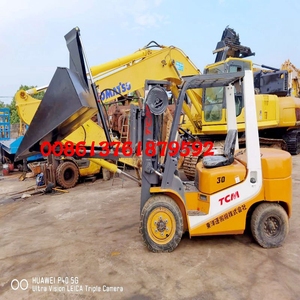 Used TCM FD30 3 Ton Small <b>Mini</b> Forklift with <b>Clamp</b> Diesel 4WD 3m Lifting Height for Sale - Product Image 3