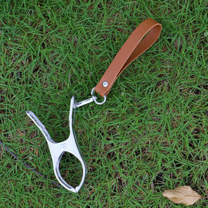 Clip para Zapatos de Cuero PU Resistente con Llavero, Clip para Zapatos al por Mayor, Colgador de Zapatos Portátil para Actividades al Aire Libre - Product Image 4