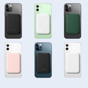 Vendite calde Logo personalizzato sottile Mini 5000mAh magnetico centrale di ricarica senza fili per iPhone 15 pro max Mobile 7.5W potenza <span class=keywords><strong>Ba</strong></span> - Product Image 5