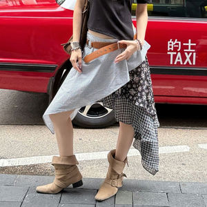 Jupe midi streetwear Y2K - Motif floral à carreaux avec ourlet irrégulier, taille naturelle, coupe trapèze - Product Image 2
