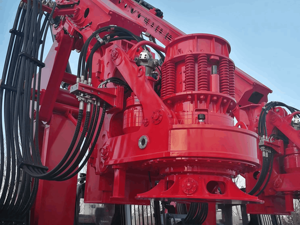 Plataforma de Perforación Rotatoria Diésel SR285R-C10 con Motor y Bomba, Diámetro Super Grande de 2300 mm, Profundidad de 94 m, Capacidad de Elevación de 330 kN - Product Image 6
