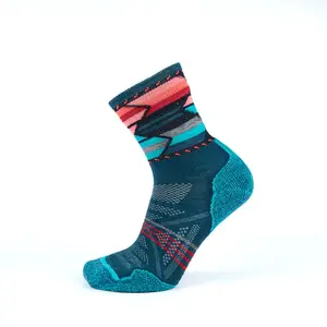 Custom Logo Outdoor Colorful Seamless Thermal Trekking Sport Merino Wool Hiking Socks