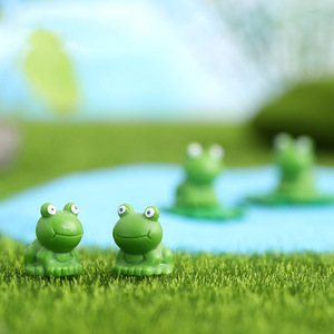 Miniature in resina: piccoli animali verdi, rane minuscole, all'ingrosso, da nascondere per decorazioni da giardino e artigianato per il Capodanno Cinese - Product Image 3
