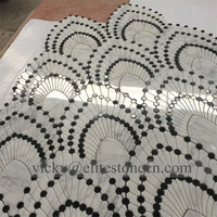 Tuiles de mosaïque en marbre blanc de Carrare de haute qualité personnalisées du Vietnam pour la décoration intérieure des sols d'hôtels et d'appartements