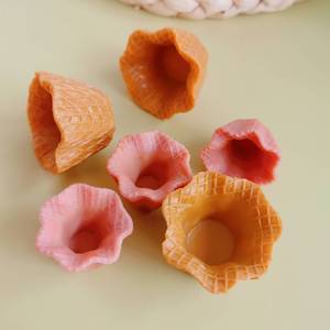 100 pièces de mini cornets de crème glacée artificiels, modèle de simulation de gâteau, dessert, <span class=keywords><strong>yaourt</strong></span>, accessoires de présentation - Product Image 1