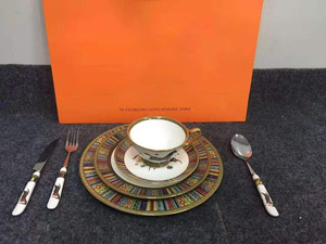 Juego de vajilla de porcelana de cerámica para cocina, platos y tazas occidentales, vajilla para carne, juego de vajilla de porcelana fina, caja de regalo minimalista - Product Image 6